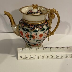 Nini miniature hand painted tea pot
